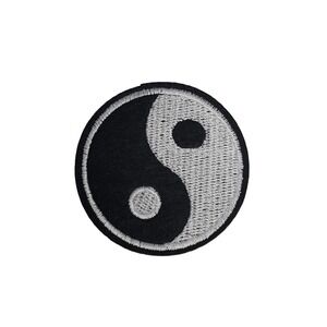 VTG Iron On Patch Yin Yang, 2.25"